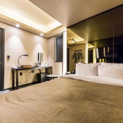 豪華房 - 無停車位 新堂彩虹飯店優惠