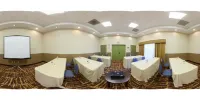 Holiday Inn Express OAKDALE by IHG