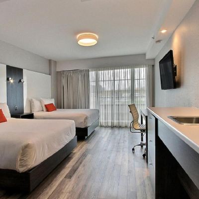 Family Room, 2 Queen Beds and 1 Murphy Bed with Balcony Hotel Classique Promo Code