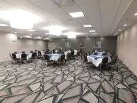 Holiday Inn & Suites ROCHESTER - MARKETPLACE by IHG