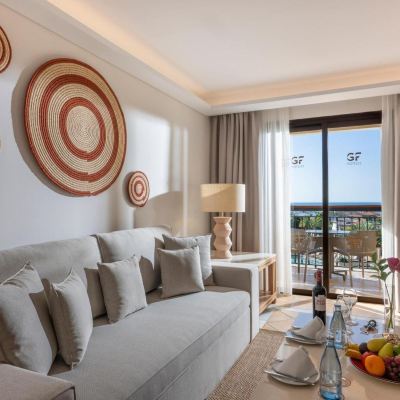 Senior Suite(2 Adults+1 Child) GF Gran Costa Adeje***** Promo Code