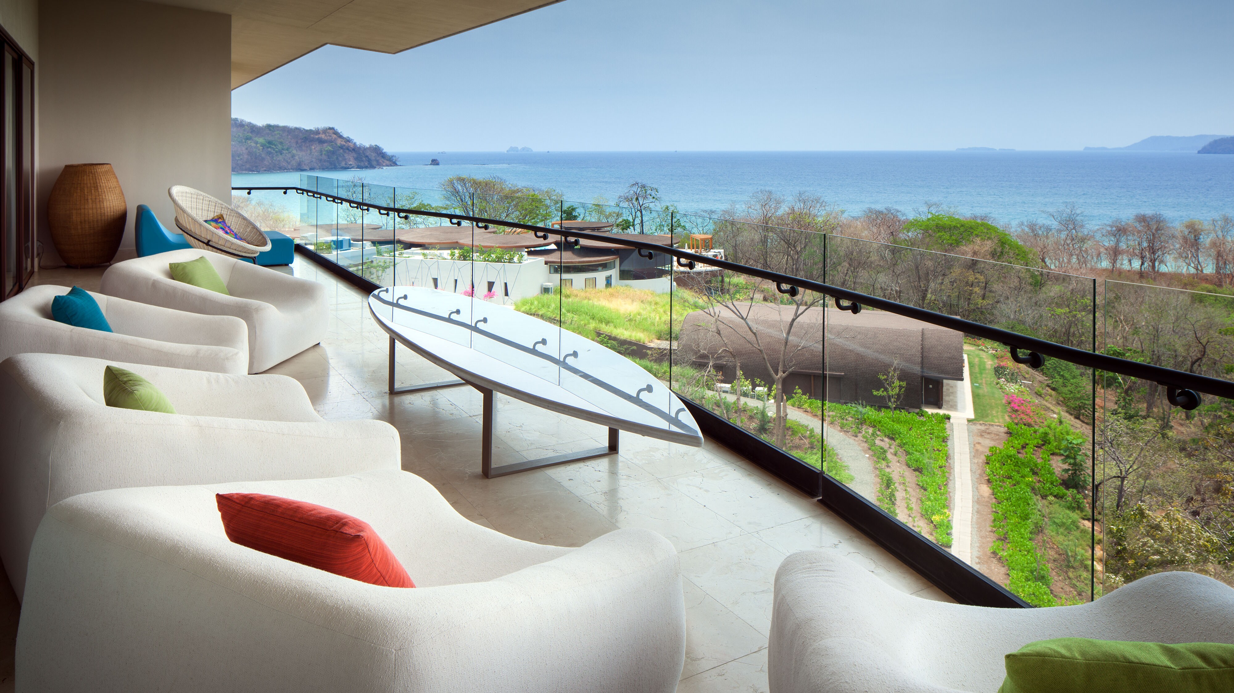 逃逸海景套房，一臥室套房，1張特大床，陽臺