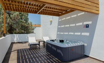 Hotel Belmare - Housity