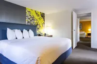 Comfort Inn & Suites Baltimore Inner Harbor