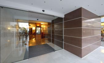 Hotel Esperia - Housity
