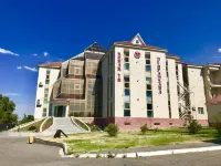 Hotel Ark MS โรงแรมในทาราซ