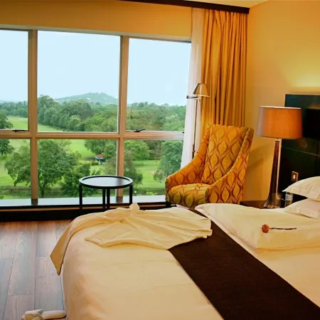 Mount Meru Hotel