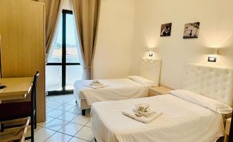 Hotel Romagna - Housity