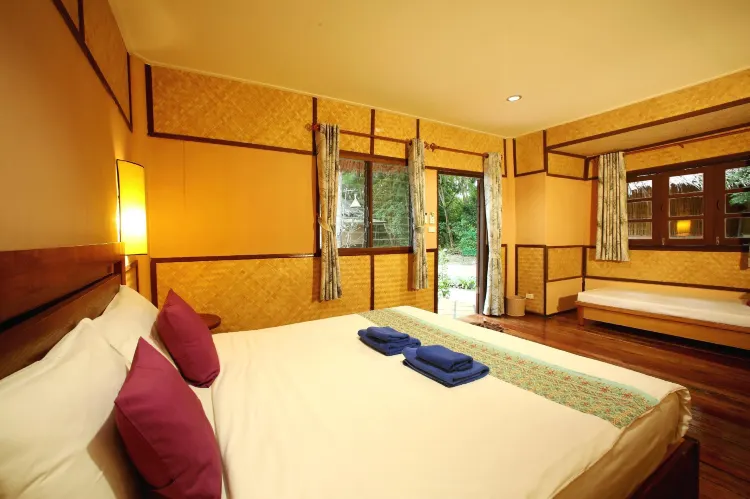 ห้องสแตนดาร์ดพร้อมเครื่องปรับอากาศ