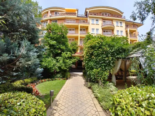 Aparthouse Borovo Near Bulgaria Mall, Free Street Parking