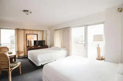 Royal Grove Waikiki Hotel di 