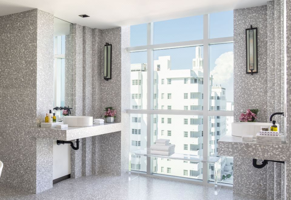 丽思卡尔顿套房