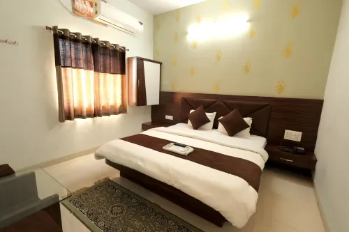 Hotel Shivalay Palace,Maheshwar