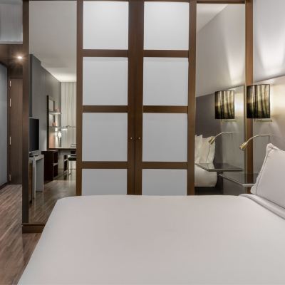 標準客房（1張特大床） 科斯拉達機場萬豪AC酒店優惠