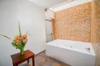 Hotel Mónaco Armenia
