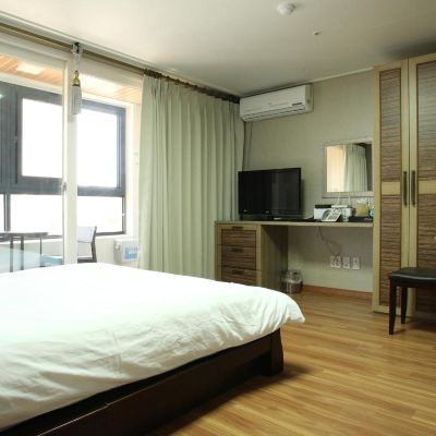 Deluxe Double Room Lamia Hotel Promo Code