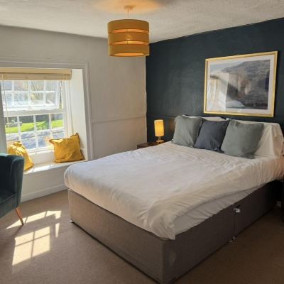 Double Room-Traditional-Ensuite-Street View Cross Keys Inn Promo Code