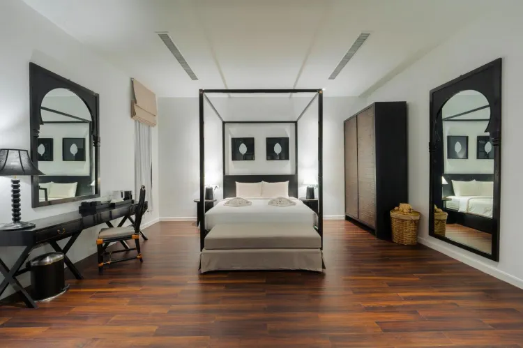 ห้องดีลักซ์เตียงคิงพร้อมทางเข้าสระว่ายน้ำ