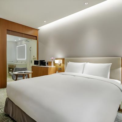 [Romantic Package]Balcony Double+1 Wine+2 Movie Tickets 서머셋 센트럴 분당 쿠폰