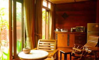 Ruenkanok Thaihouse Resort - Housity