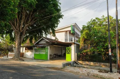 Urbanview Hotel Betego Syariah Enggal by RedDoorz Отели в г. 