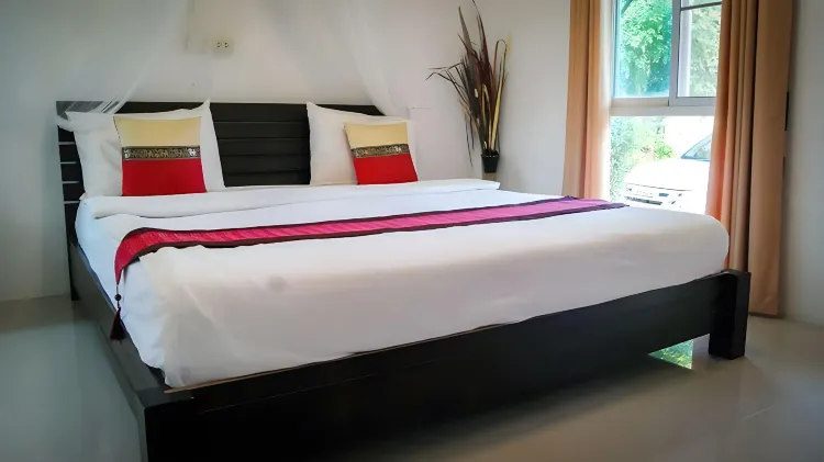1 Standard Double Bed Room