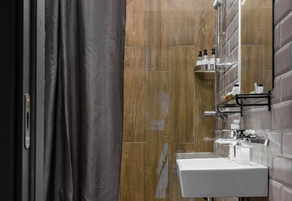 一室房 - 带1张双人床阁楼