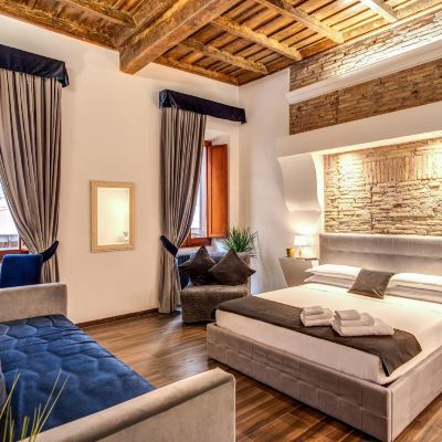 Junior Suite Tritone Top House Promo Code