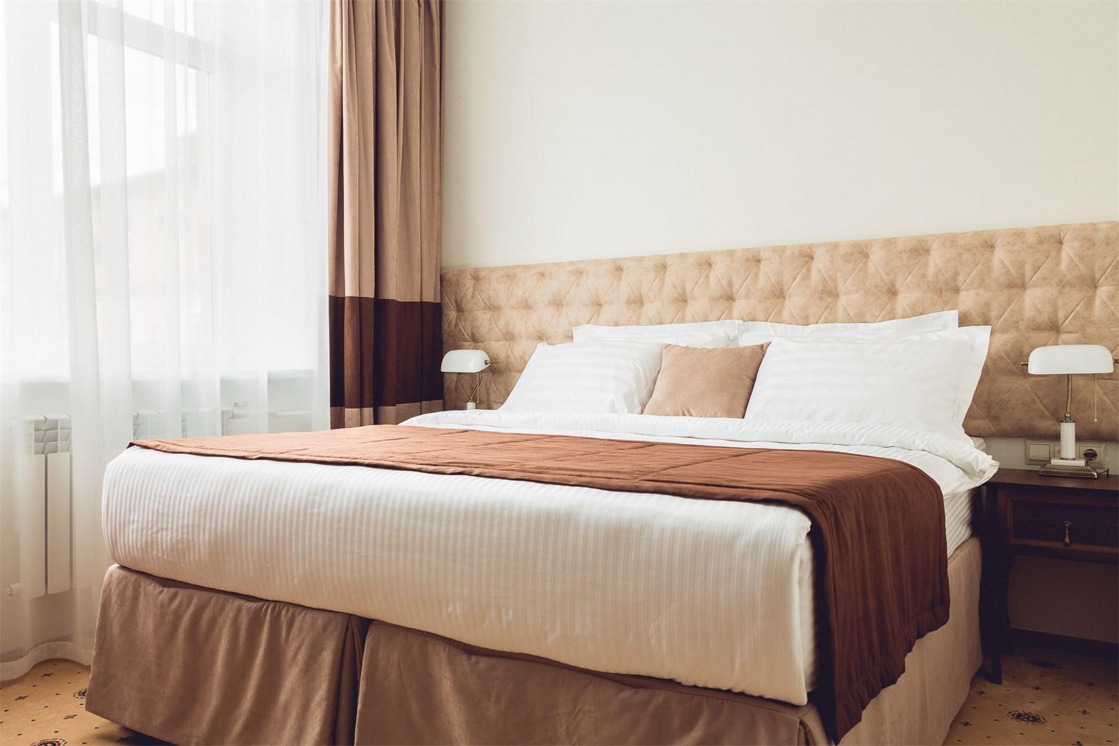 高级双人/双床间