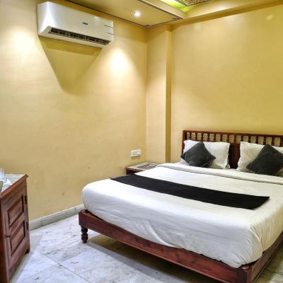 Deluxe Room The Bayan Elegance Promo Code