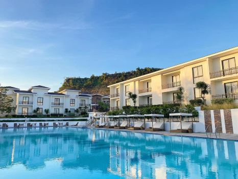 Thunderbird Resorts - Rizal