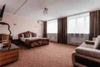 Molodezhnaya Hotel