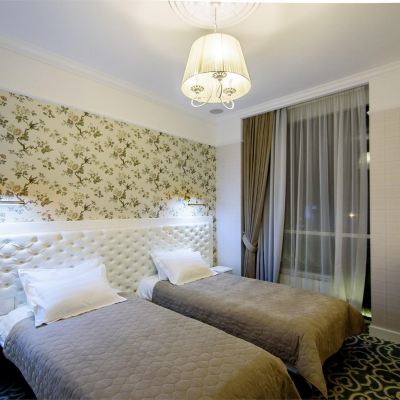 Business Twin Hotel Voyage Promo Code