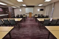PRESTON SUITES by IHG