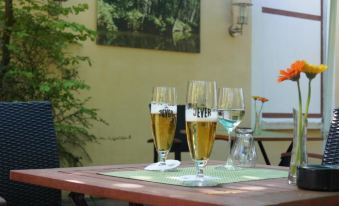 Hotel Forsthaus St. Hubertus - Housity