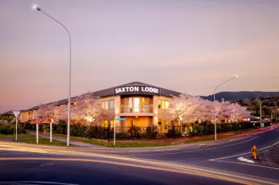 Saxton Lodge Motel Hotel di 