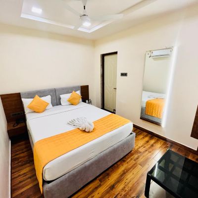Classic Double Room Shankar Bhavan Promo Code