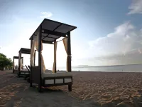 Acuaverde Beach Resort