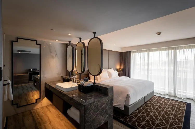 ห้องซูพีเรียร์เตียงคิงพร้อมระเบียง