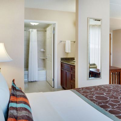 標準間 奧克維爾伯靈頓宿之橋套房酒店優惠