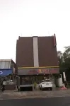 Hotel Tlb Palace