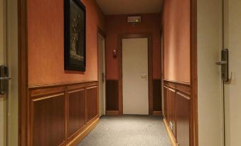 Banks Hotel - Housity