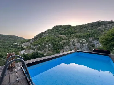 Kipi Mountain Resort Hotels in 
