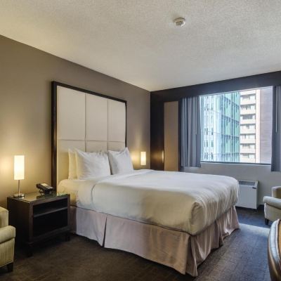 Intimate Queen Room Arc the Hotel Promo Code