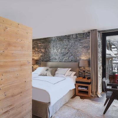 Deluxe Double Room Unique Hotel Post Promo Code