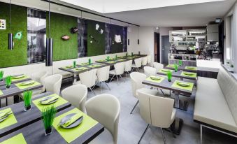 Star Apart Hotel Sachsenhausen - Housity