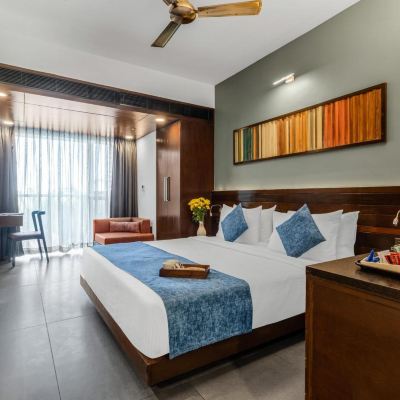 Deluxe Room Sinq Prive Promo Code