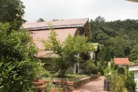 Mandarin Resort - Kaluk Hotele w: 