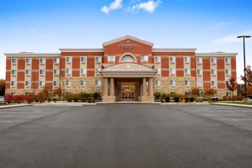 Country Inn & Suites by Radisson, Dearborn, MI