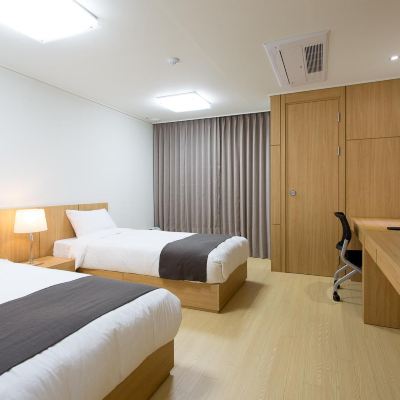 디럭스 트윈룸 호텔 로제니아 쿠폰